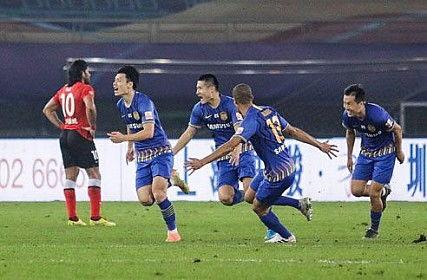 上港足球爆料视频最新下载,揭秘球队备战与备战策略  第1张